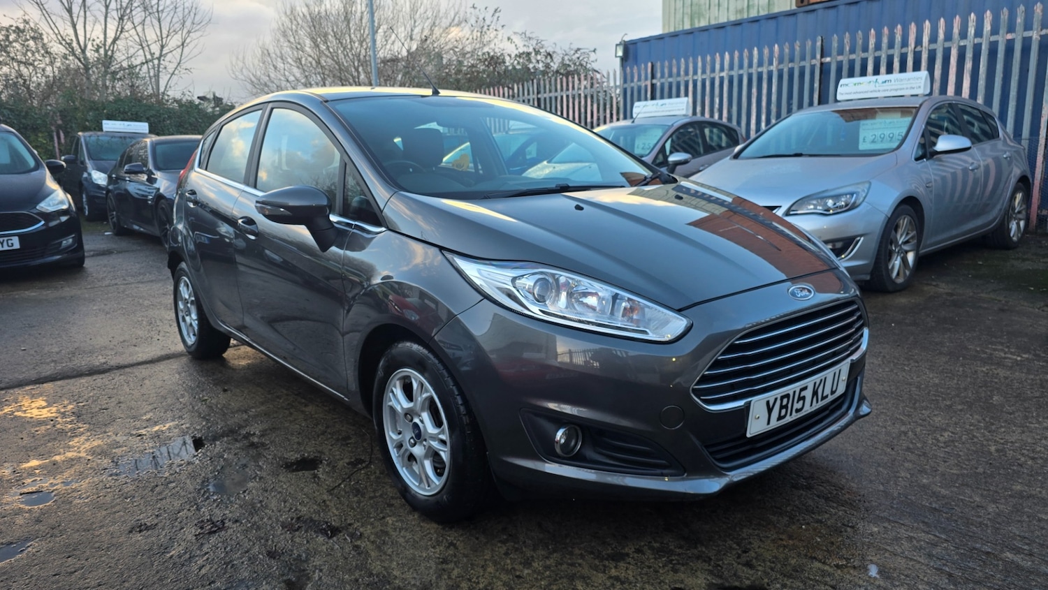 Used Ford Fiesta 2015 for sale - 77233613: Photo 2