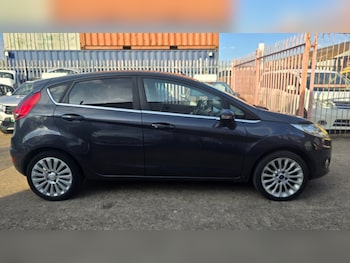Used Ford Fiesta 2010 for sale - 78342088: Photo