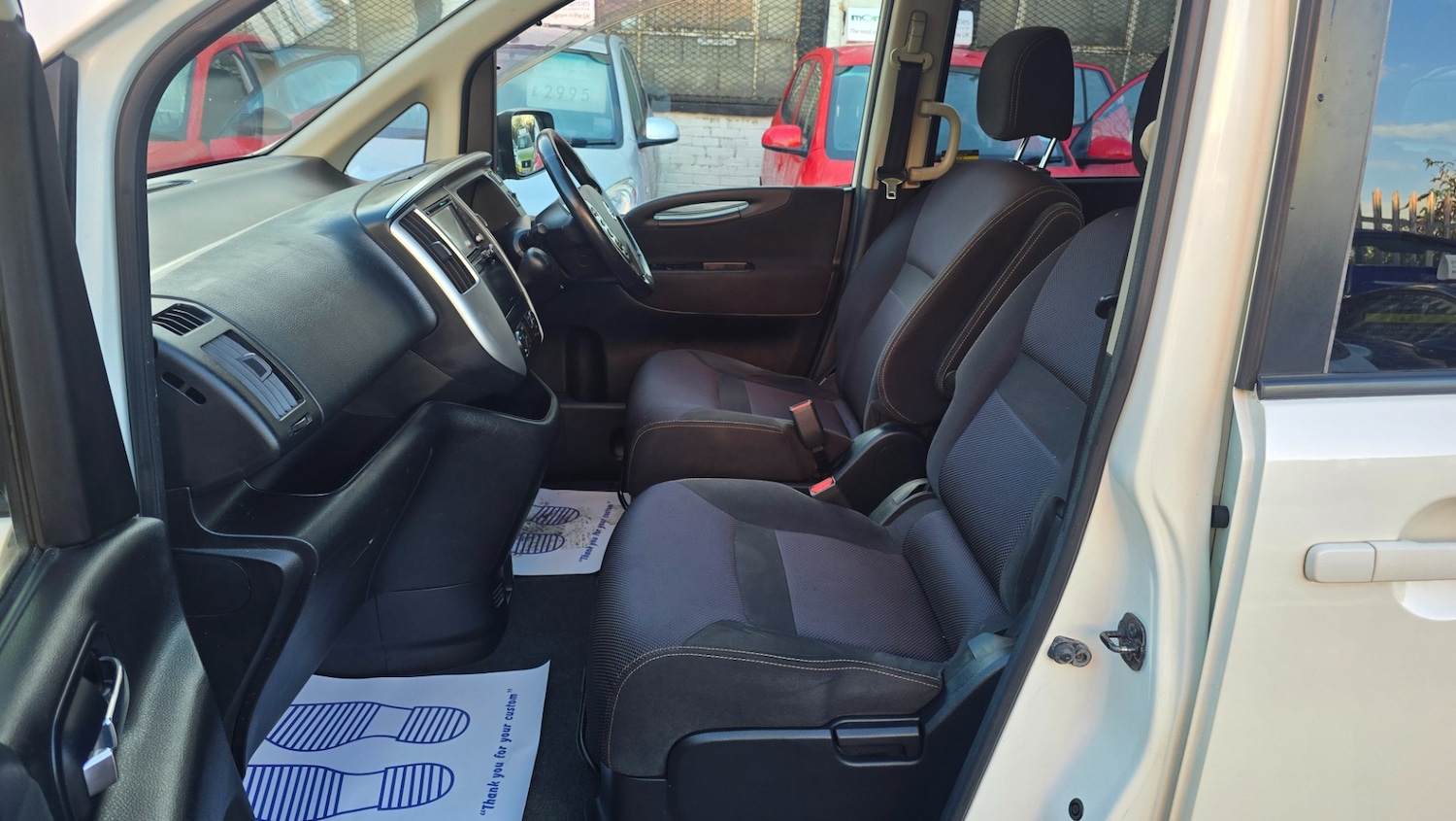 Used Nissan Serena 2018 for sale - 77522306: Photo 10