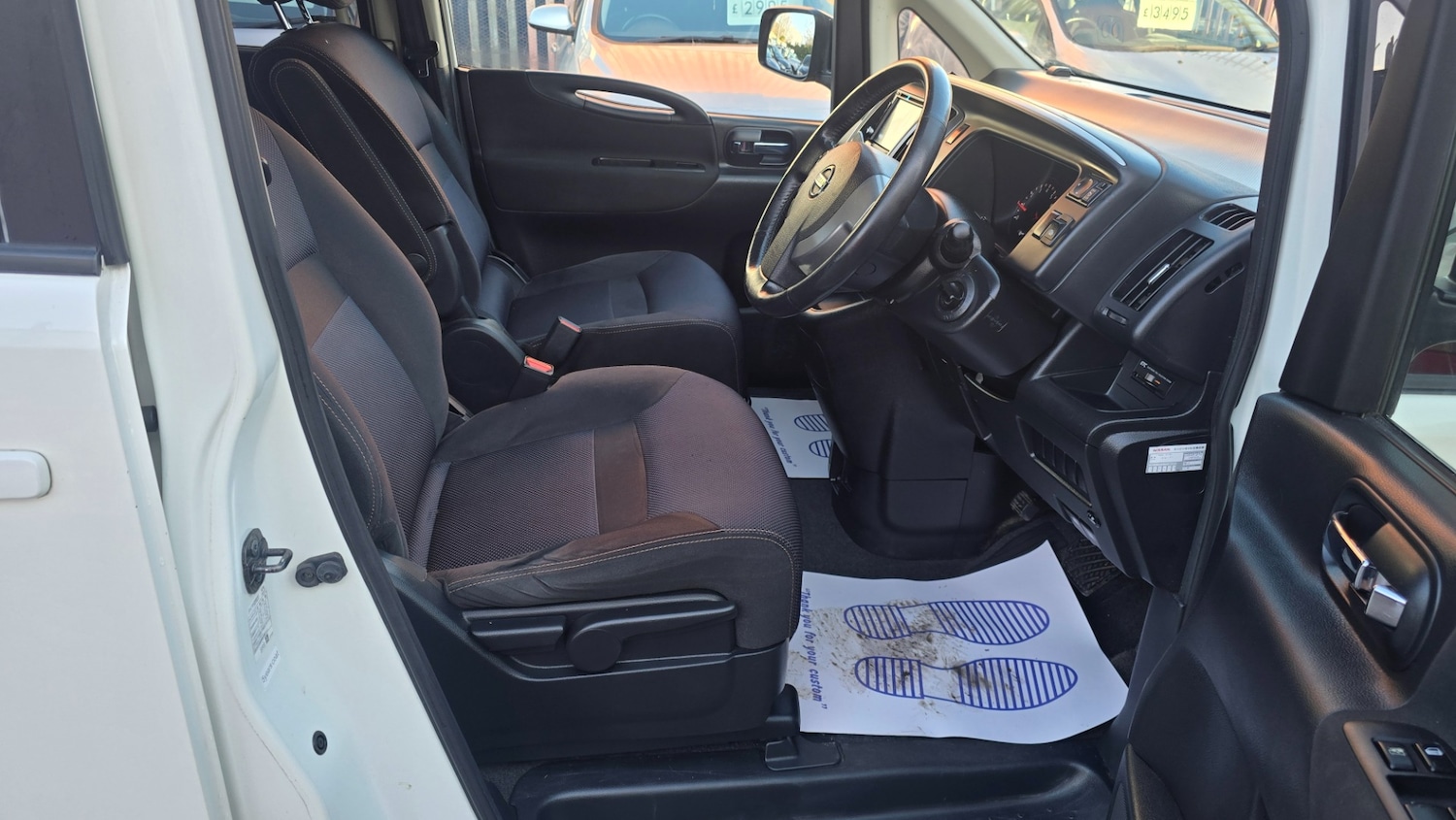 Used Nissan Serena 2018 for sale - 77522306: Photo 16