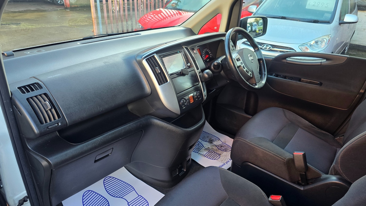 Used Nissan Serena 2018 for sale - 77522306: Photo 9