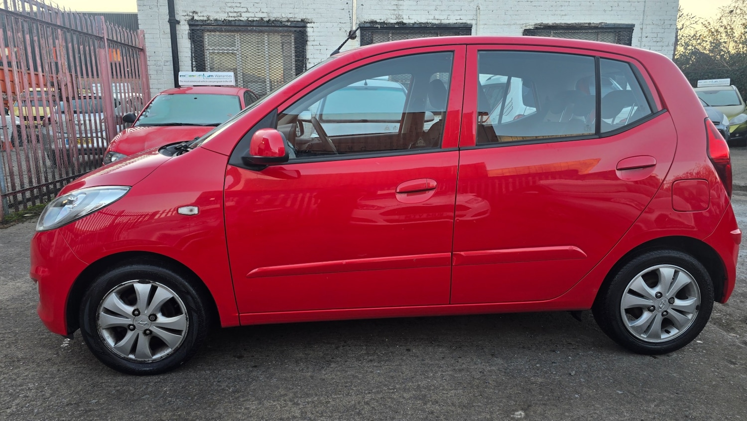 Used Hyundai i10 2012 for sale - 77135800: Photo 3