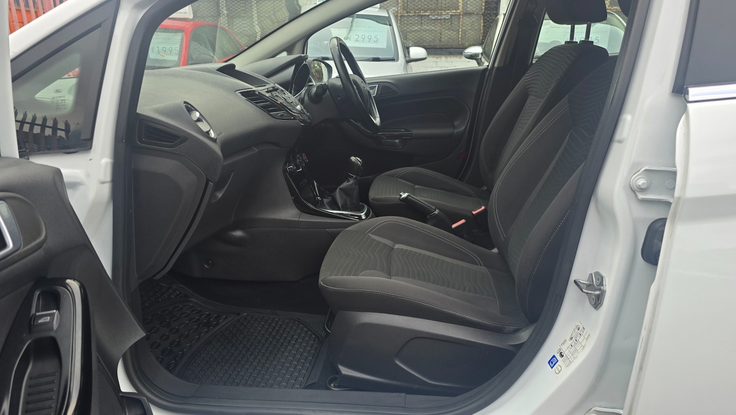 Used Ford Fiesta 2016 for sale - 77093911: Photo 12