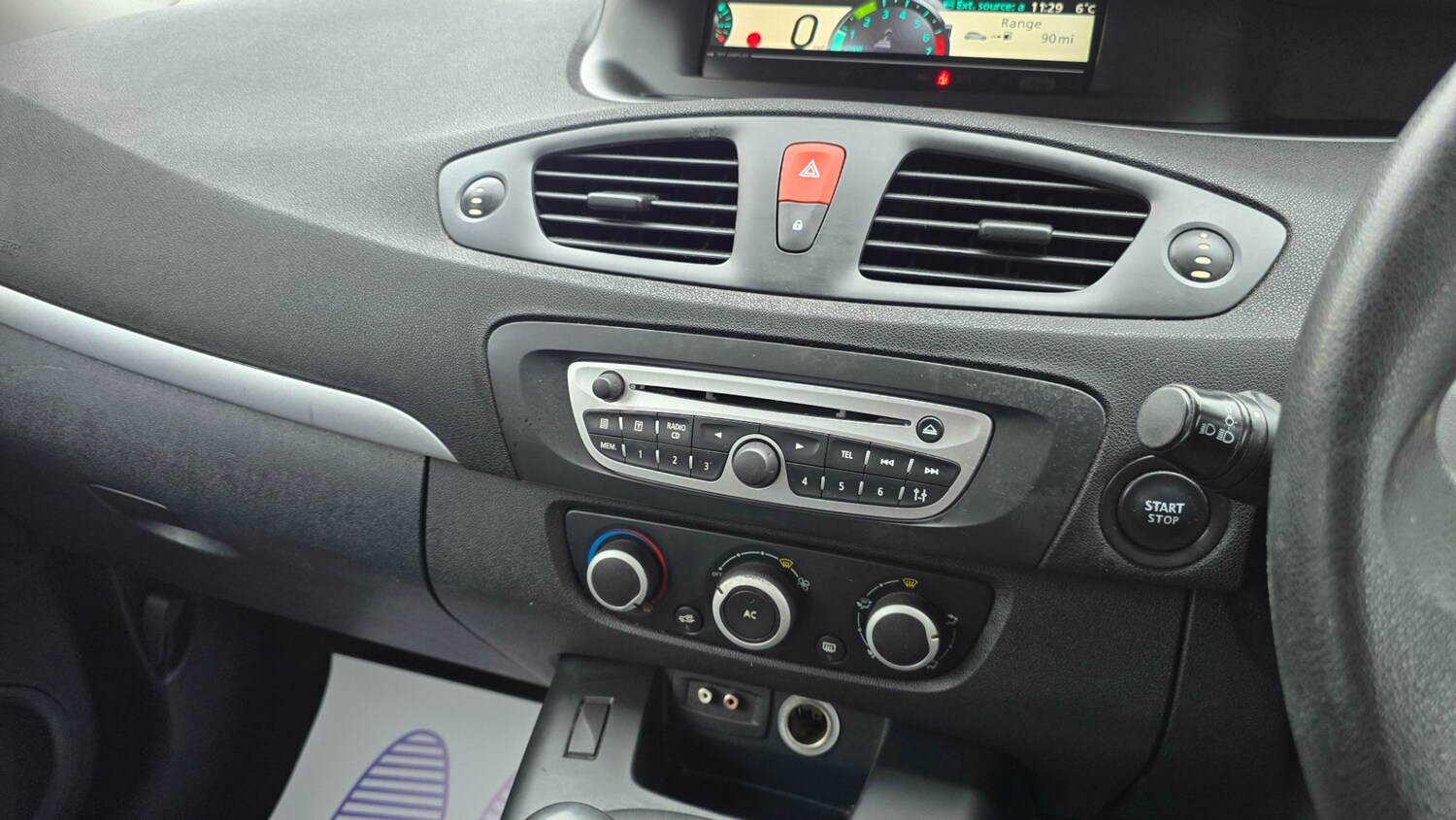 Used Renault Scenic 2011 for sale - 77627677: Photo 17