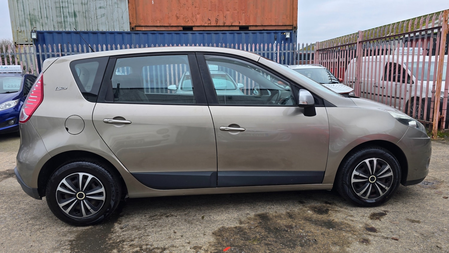 Used Renault Scenic 2011 for sale - 77627677: Photo 6