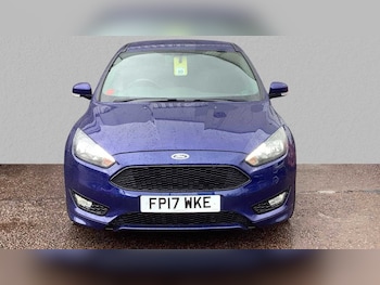 Used Ford Focus 2017 for sale - 75842015: Photo