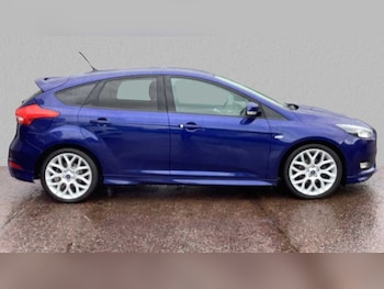 Used Ford Focus 2017 for sale - 75842015: Photo