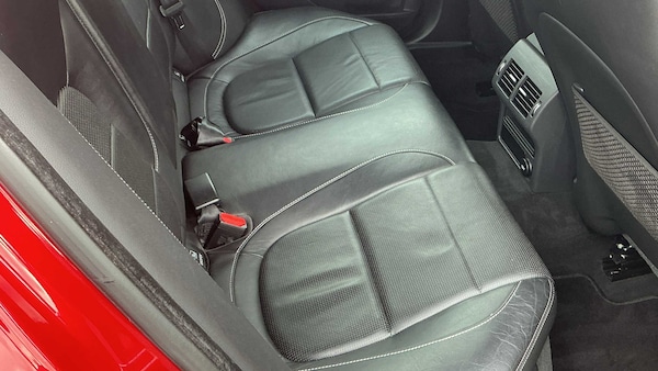 Used Jaguar XE 2016 for sale - 76218262: Photo 12