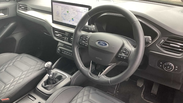 Used Ford Focus 2023 for sale - 76141906: Photo 9