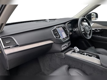 Used Volvo XC90 2024 for sale - 75820749: Photo