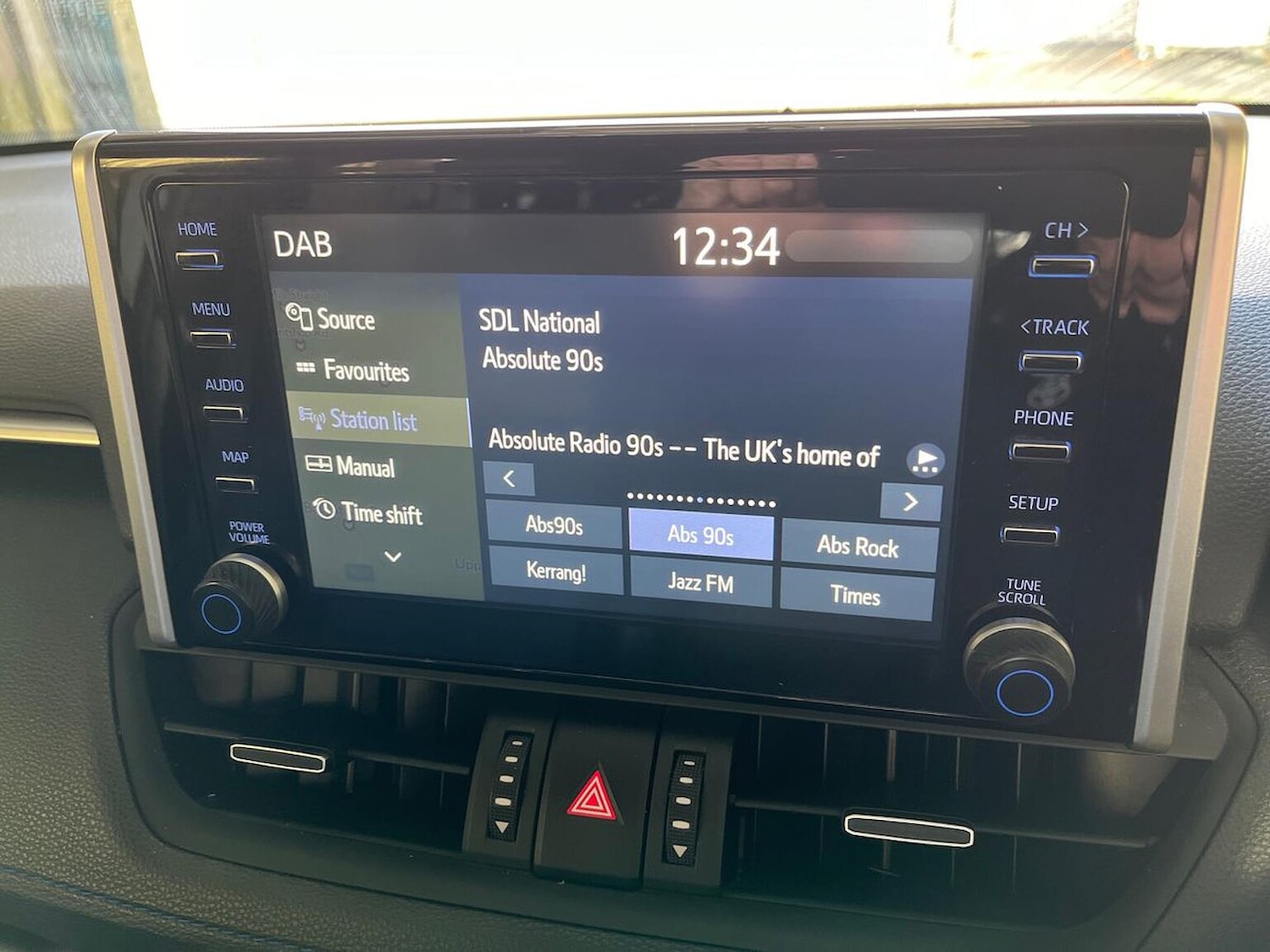 Used Toyota RAV4 2020 for sale - 76402425: Photo 11