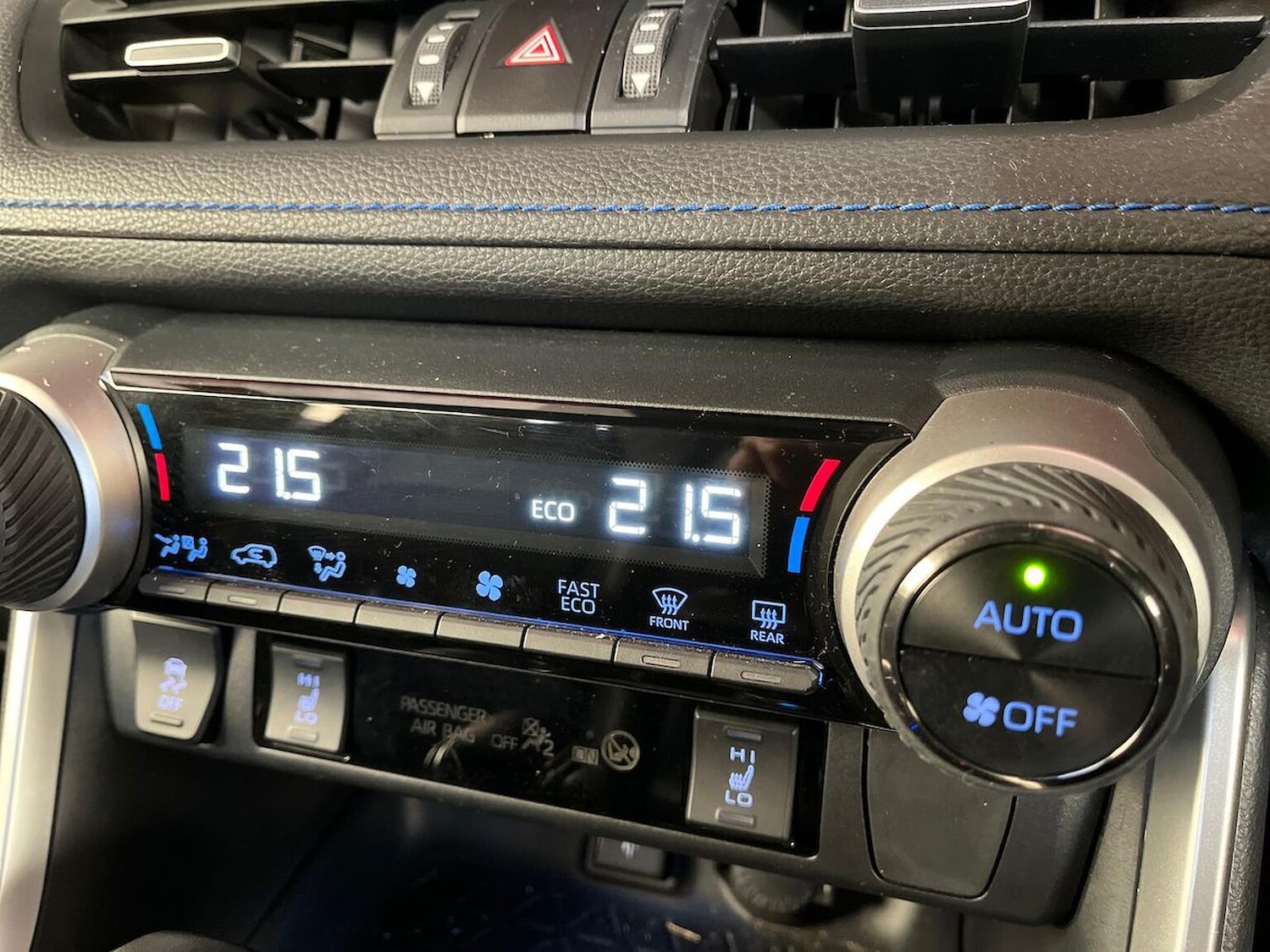 Used Toyota RAV4 2020 for sale - 76402425: Photo 12