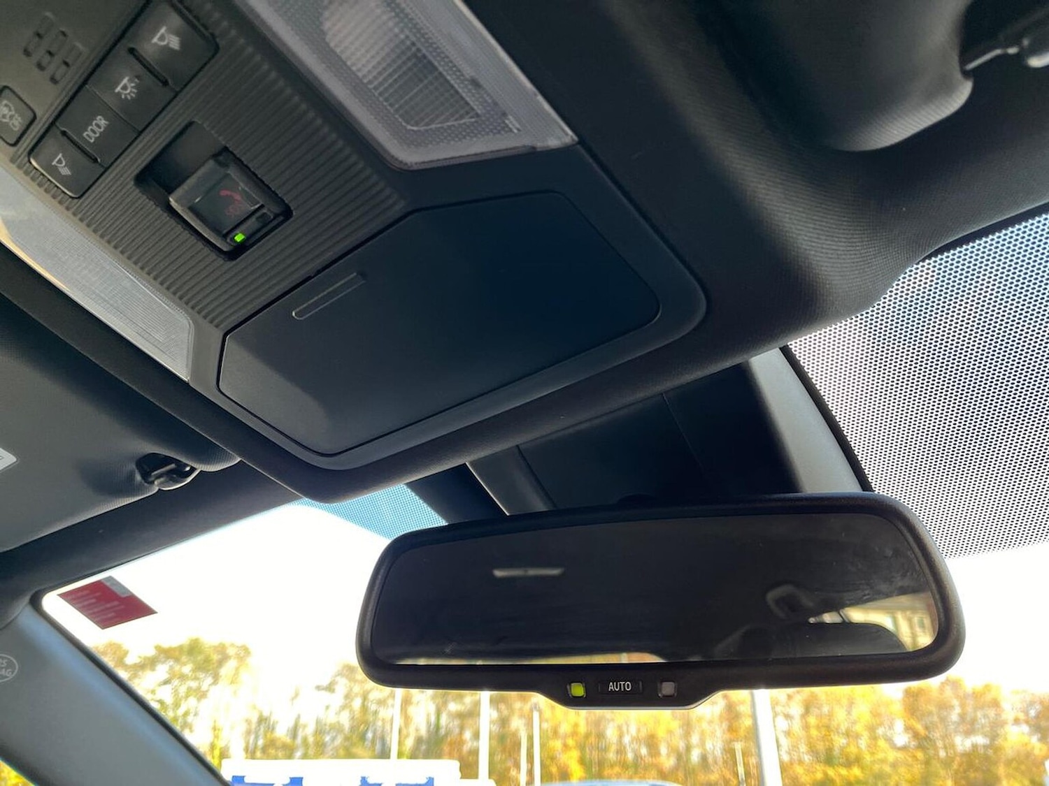 Used Toyota RAV4 2020 for sale - 76402425: Photo 14