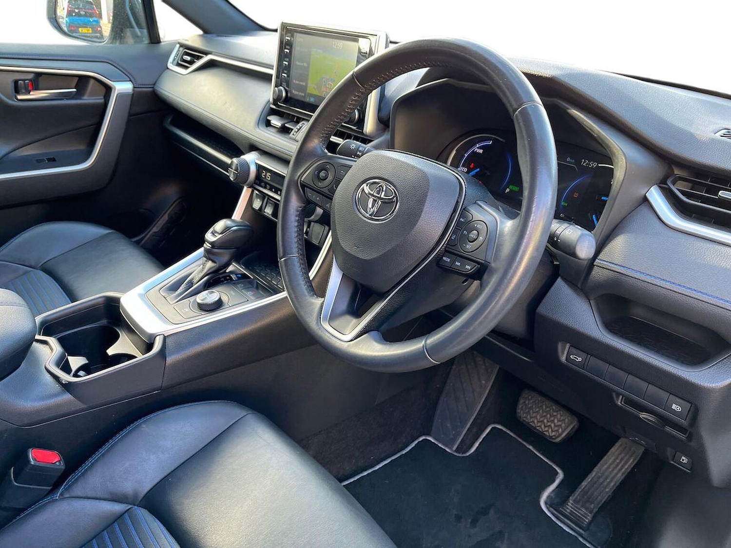 Used Toyota RAV4 2020 for sale - 76402425: Photo 15