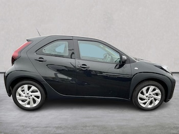 Used Toyota Aygo X 2023 for sale - 76287206: Photo