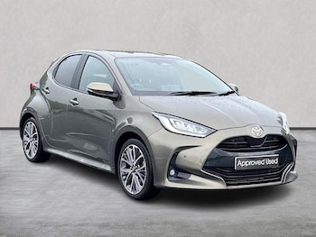 Used Toyota Yaris 2024 for sale - 79290097: Photo