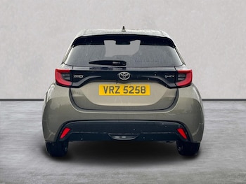 Used Toyota Yaris 2024 for sale - 79290097: Photo