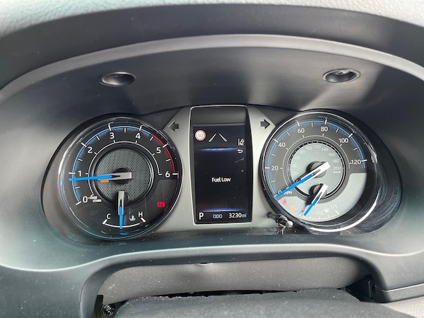 Used Toyota Hilux 2025 for sale - 75490515: Photo 10