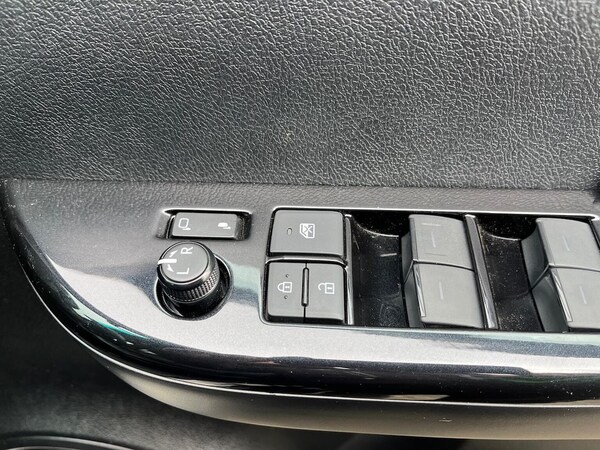Used Toyota Hilux 2025 for sale - 75490515: Photo 21