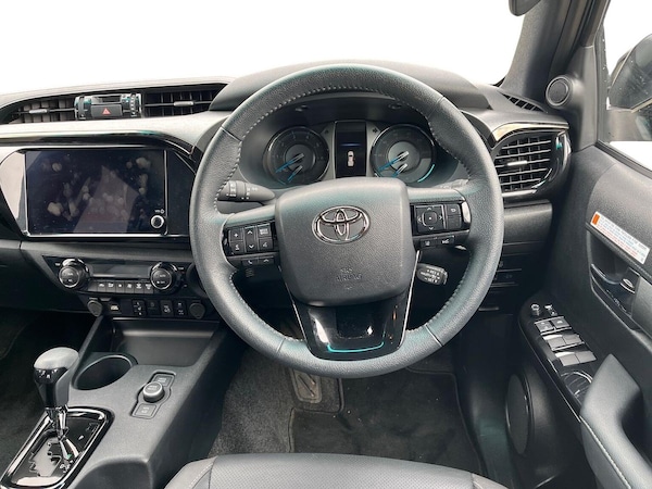 Used Toyota Hilux 2025 for sale - 75490515: Photo 9