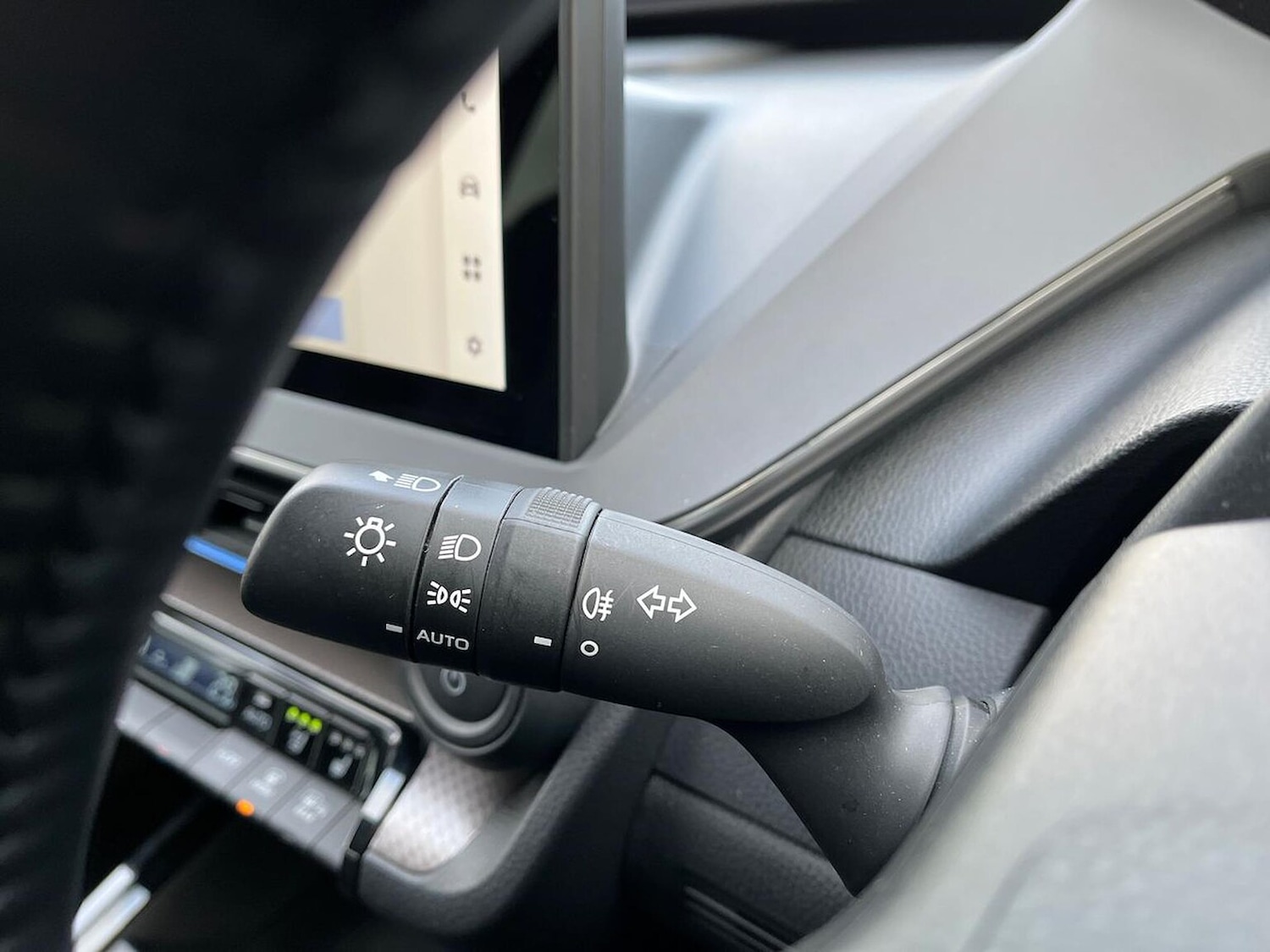 Used Toyota Prius 2025 for sale - 76911256: Photo 29