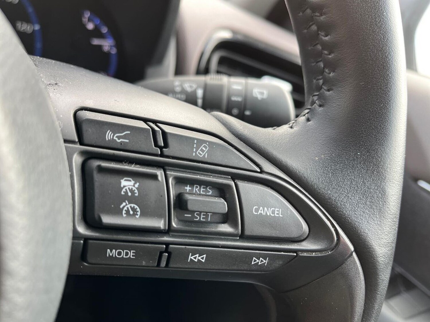 Used Toyota Yaris Cross 2024 for sale - 78193081: Photo 27