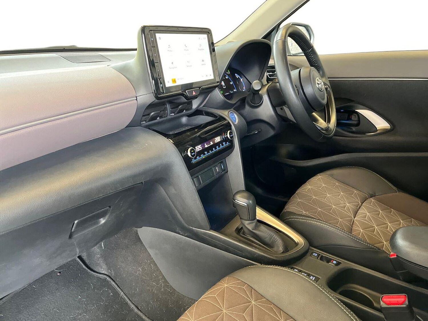 Used Toyota Yaris Cross 2024 for sale - 78193081: Photo 9