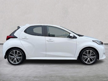 Used Toyota Yaris 2022 for sale - 77080871: Photo