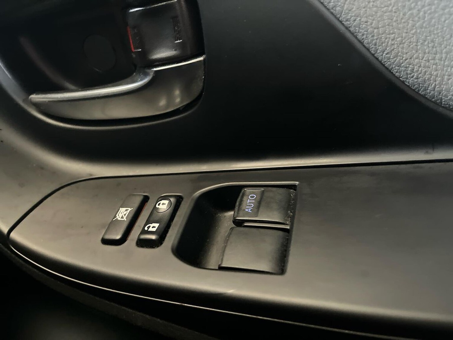 Used Toyota Yaris 2020 for sale - 76129054: Photo 21