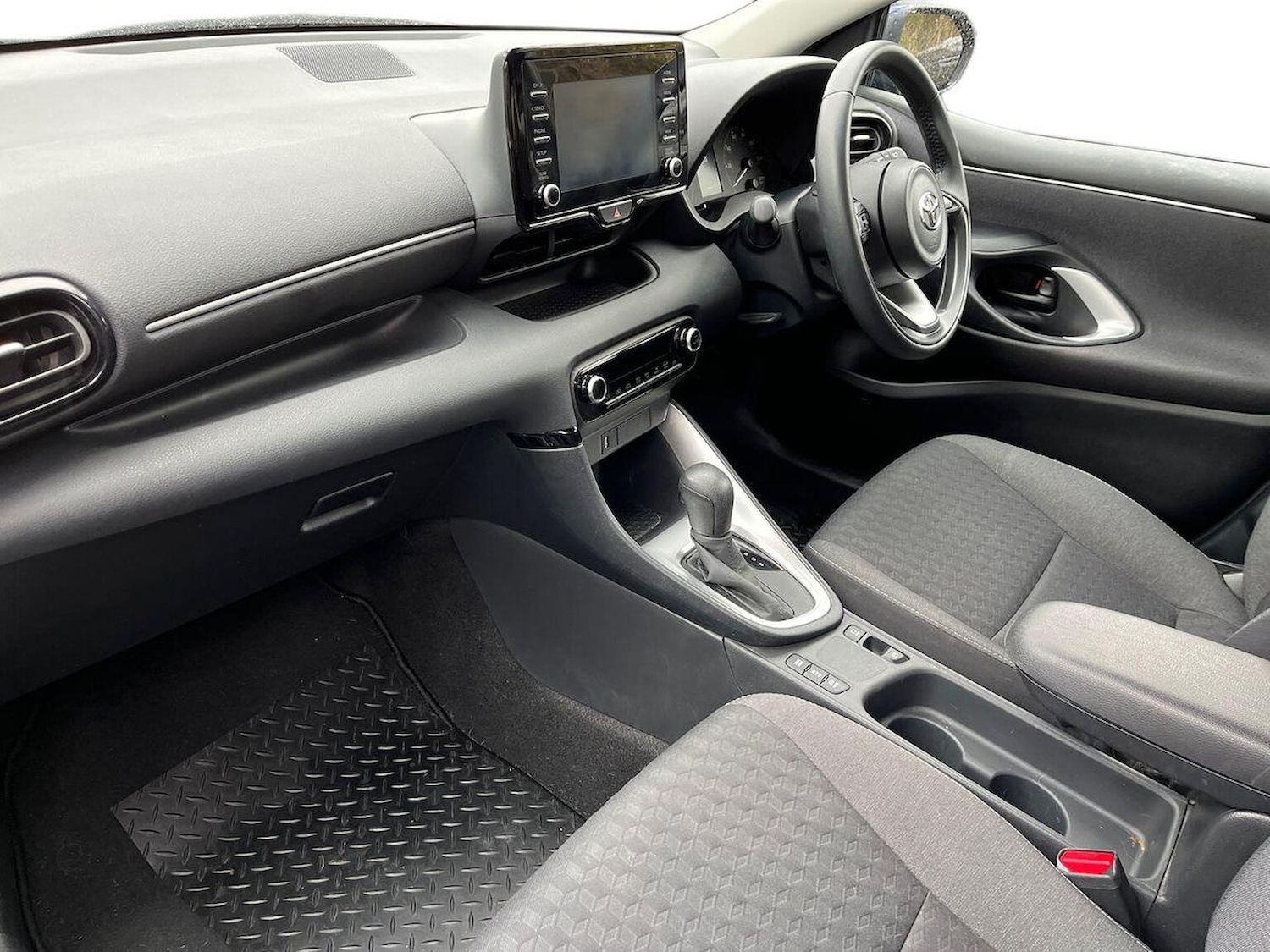 Used Toyota Yaris 2023 for sale - 78193071: Photo 9