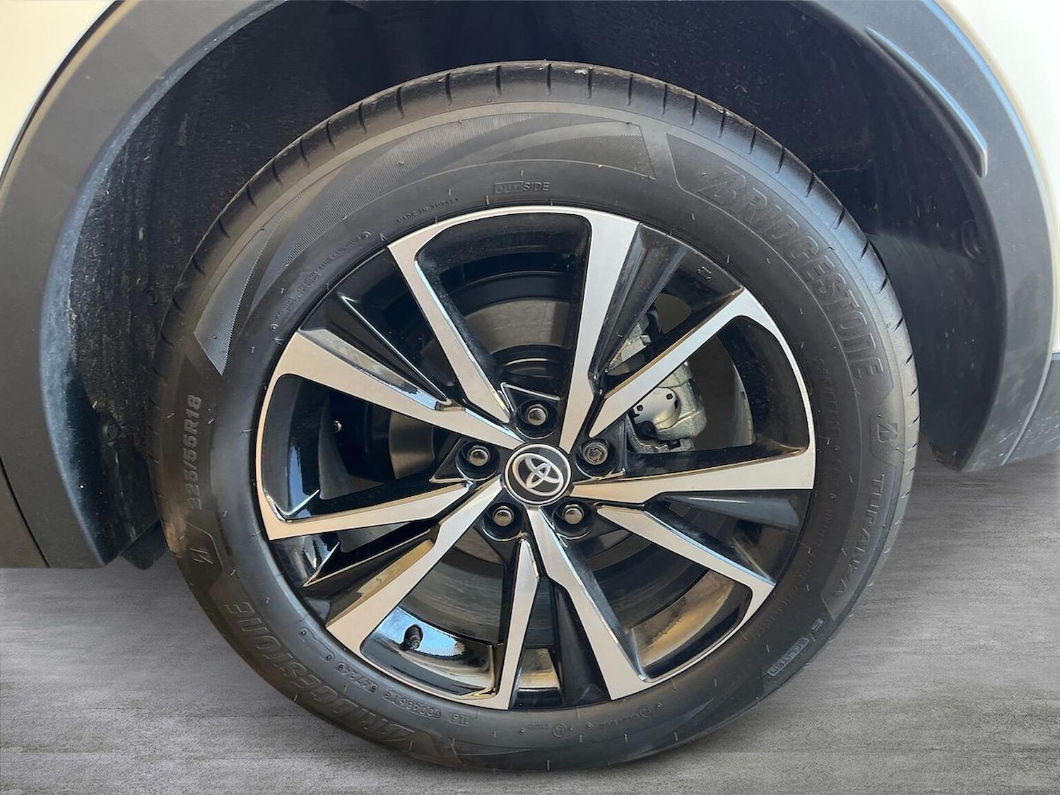 Used Toyota C-HR 2025 for sale - 76365038: Photo 6