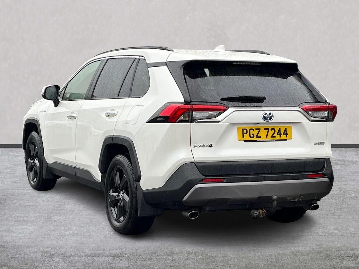 Used Toyota RAV4 2020 for sale - 76418203: Photo 2