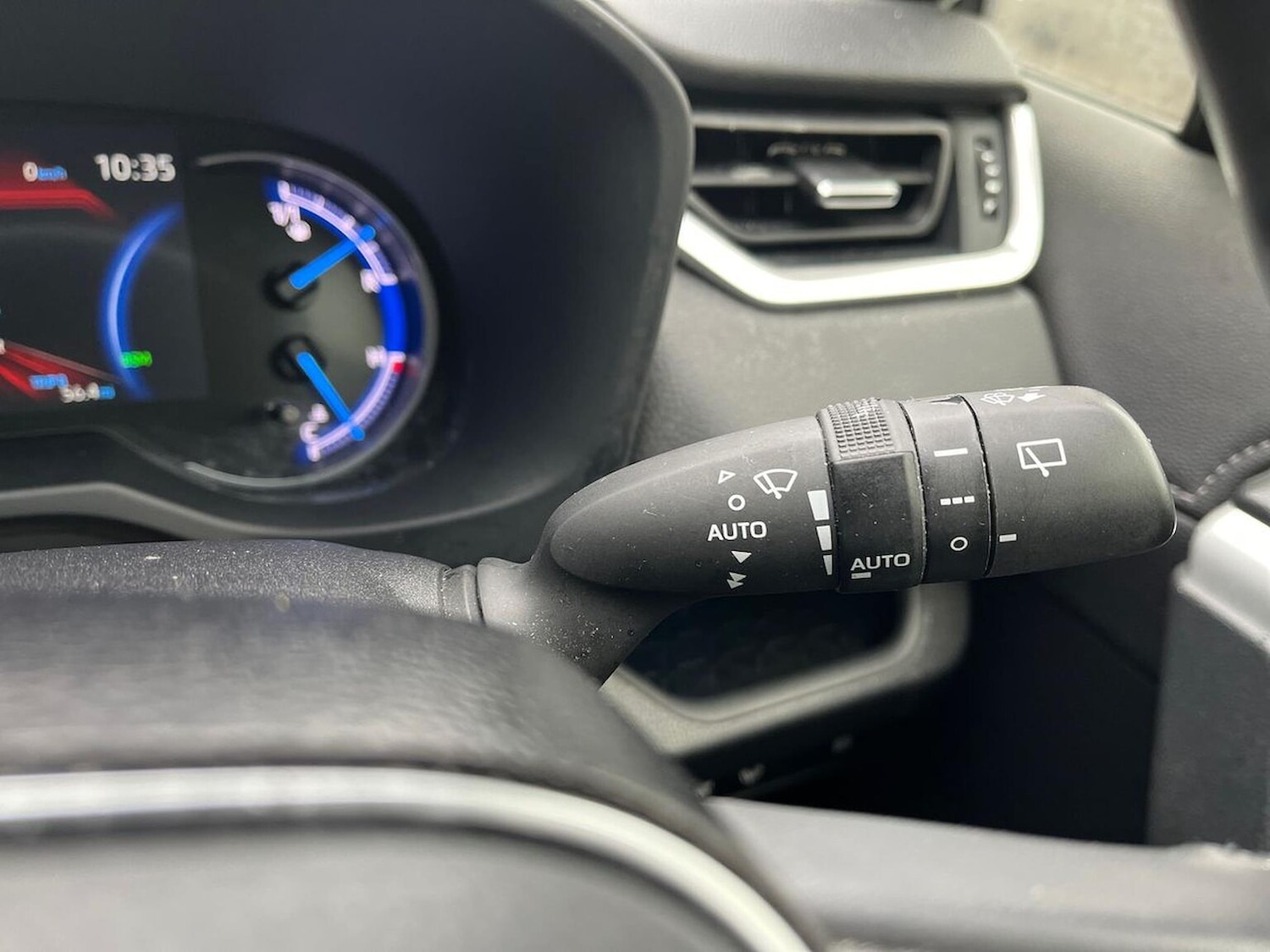 Used Toyota RAV4 2020 for sale - 76418203: Photo 28