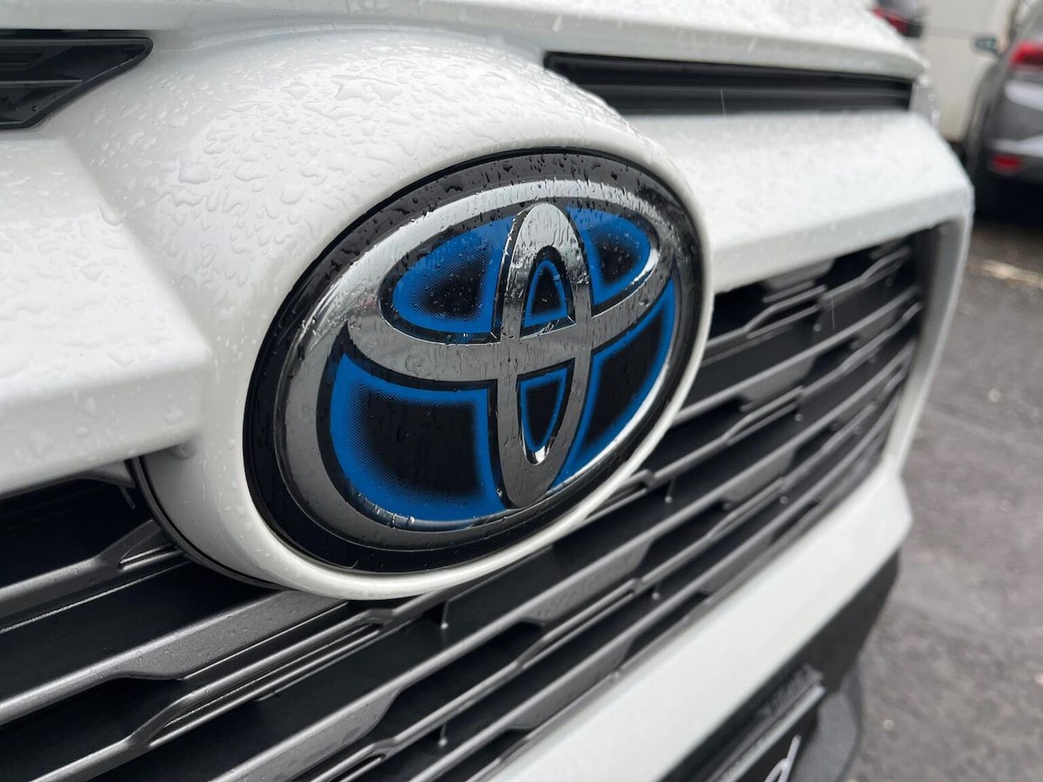 Used Toyota RAV4 2020 for sale - 76418203: Photo 32