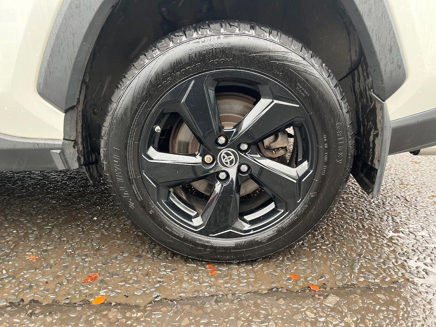 Used Toyota RAV4 2020 for sale - 76418203: Photo 6