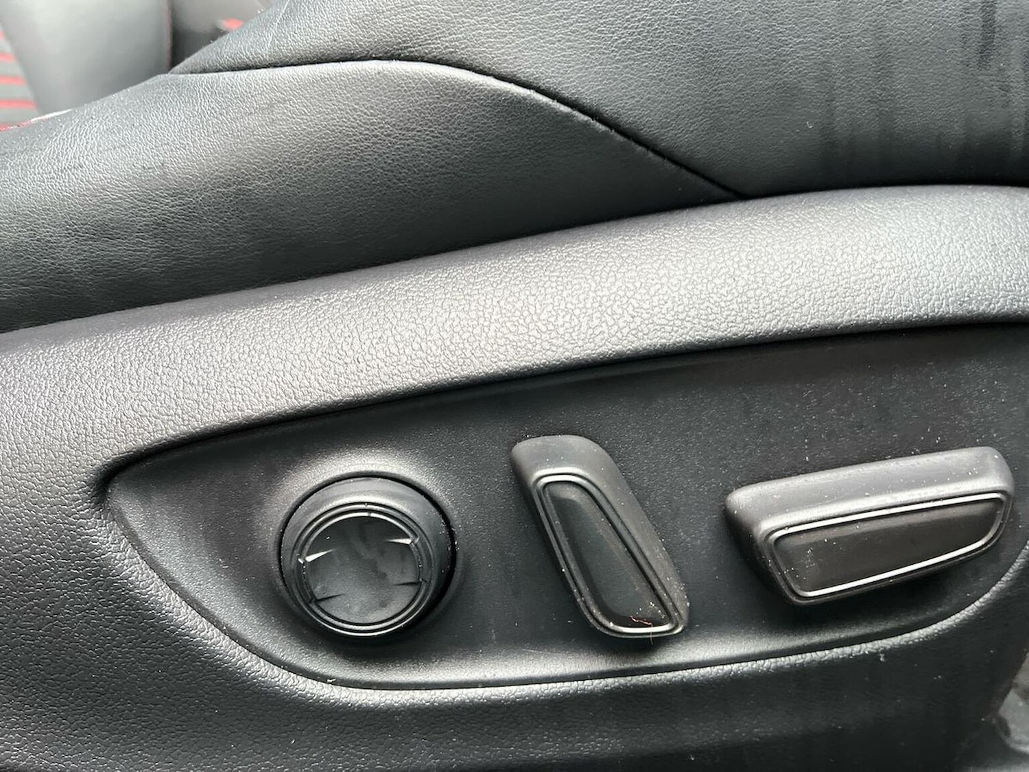 Used Toyota RAV4 2023 for sale - 78039280: Photo 30