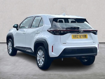 Used Toyota Yaris Cross 2024 for sale - 78633332: Photo