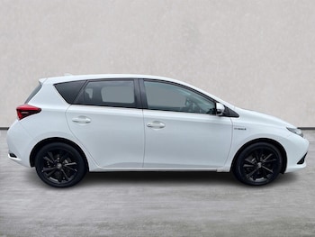Used Toyota Auris 2017 for sale - 79419383: Photo