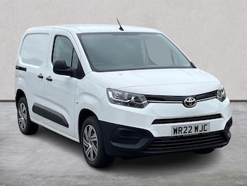 Toyota ProAce feature image