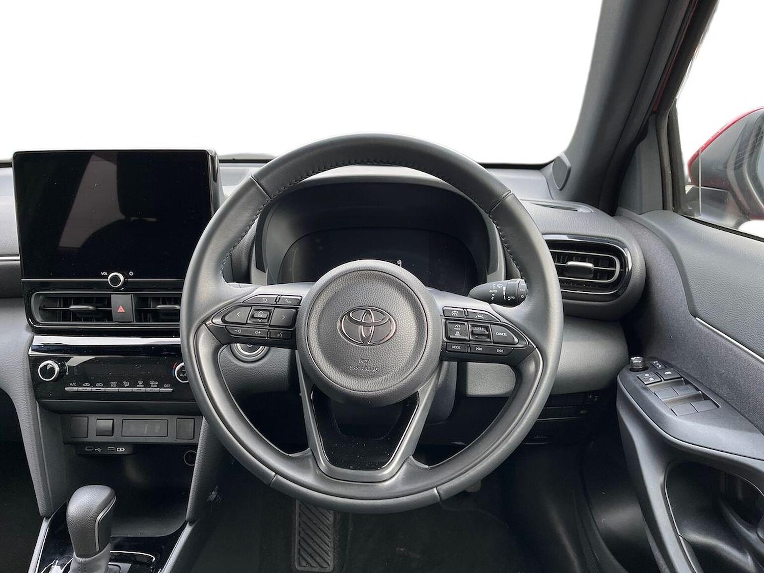 Used Toyota Yaris Cross 2024 for sale - 78202056: Photo 11