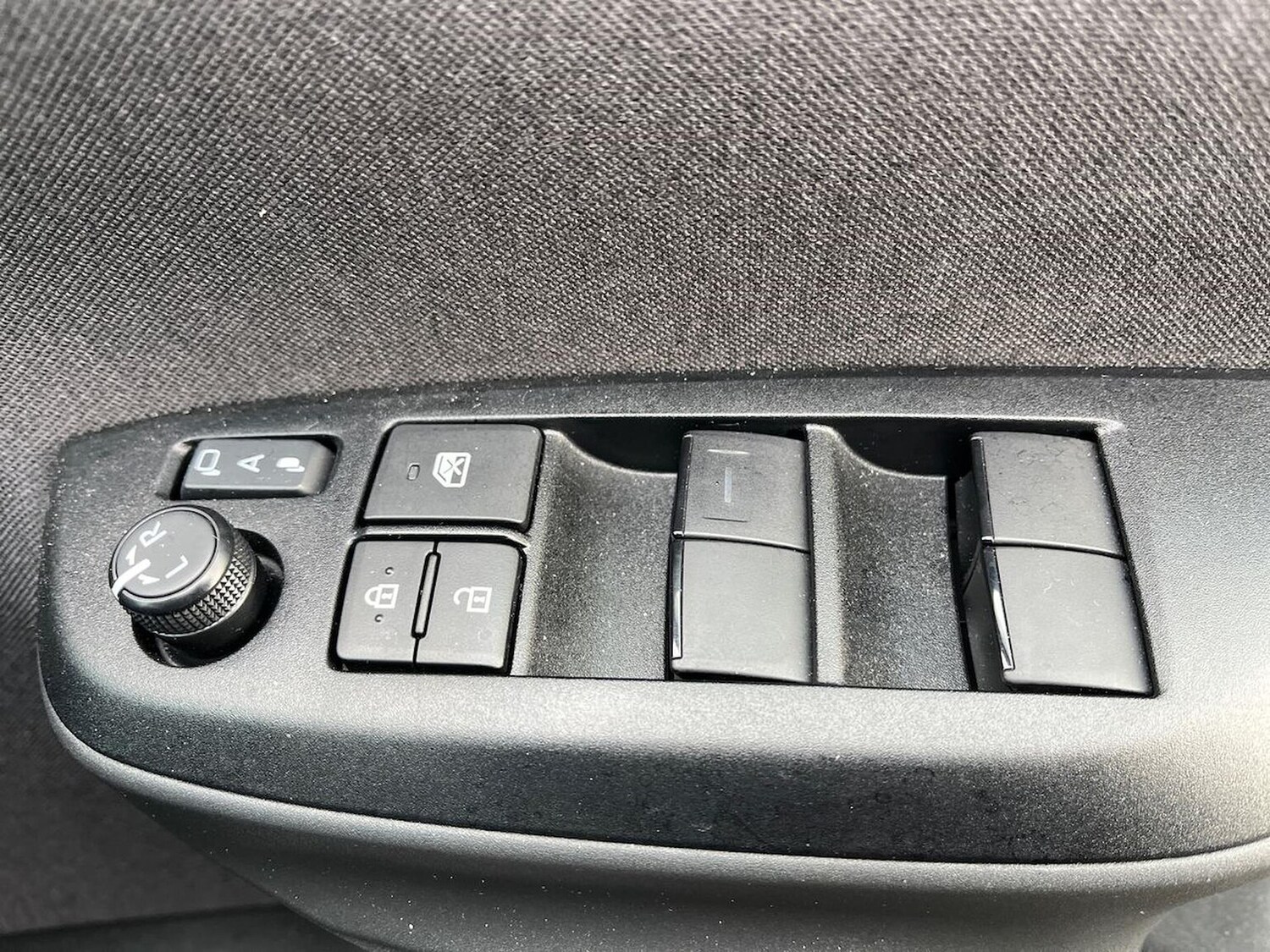 Used Toyota Yaris Cross 2024 for sale - 78202056: Photo 23