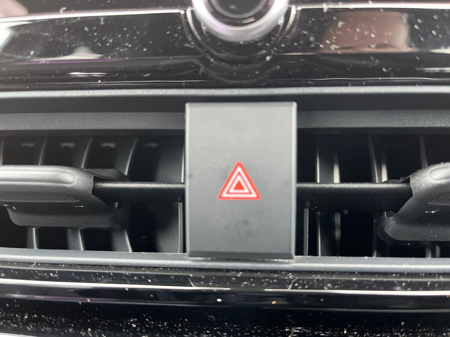 Used Toyota Yaris Cross 2024 for sale - 78202056: Photo 24