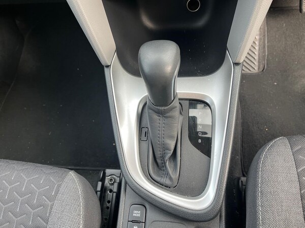 Used Toyota Yaris Cross 2022 for sale - 76134201: Photo 13