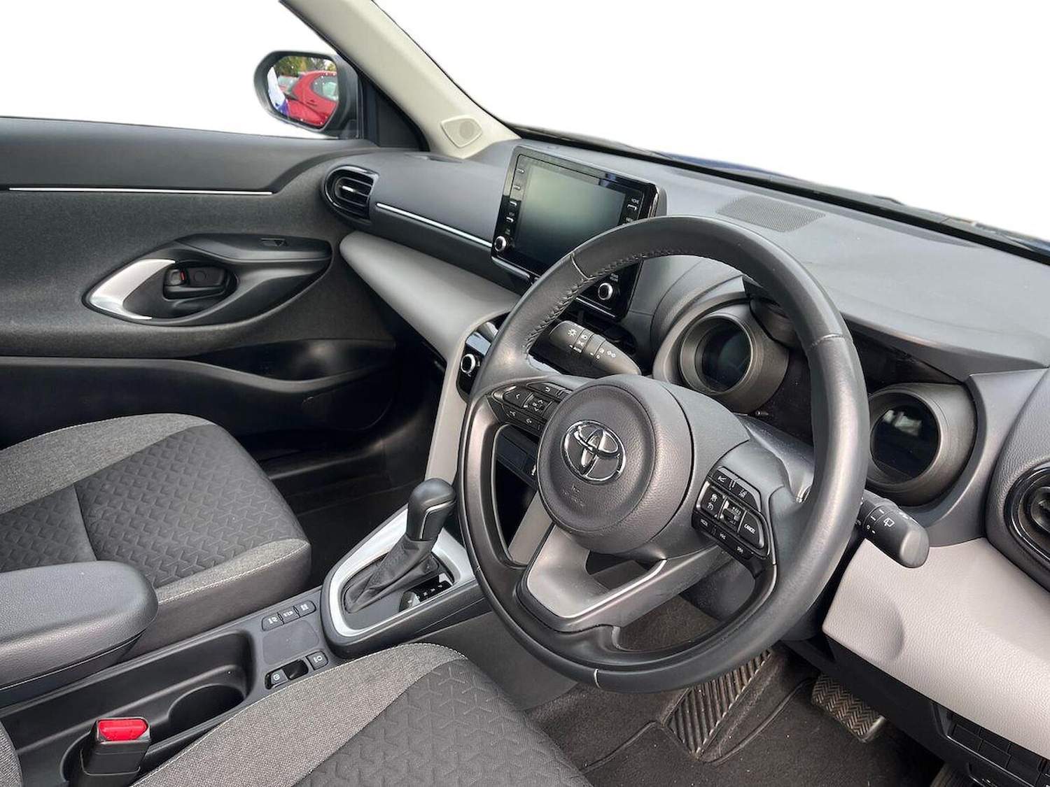 Used Toyota Yaris Cross 2022 for sale - 76134201: Photo 15