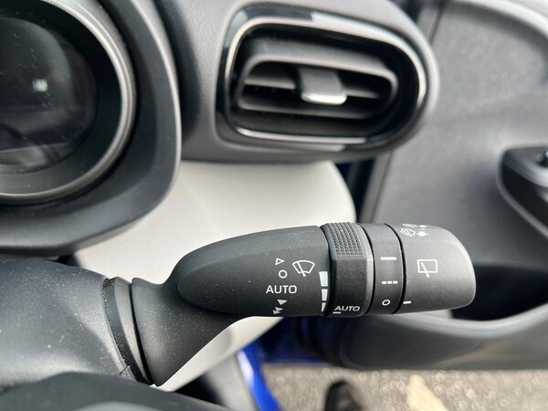 Used Toyota Yaris Cross 2022 for sale - 76134201: Photo 27