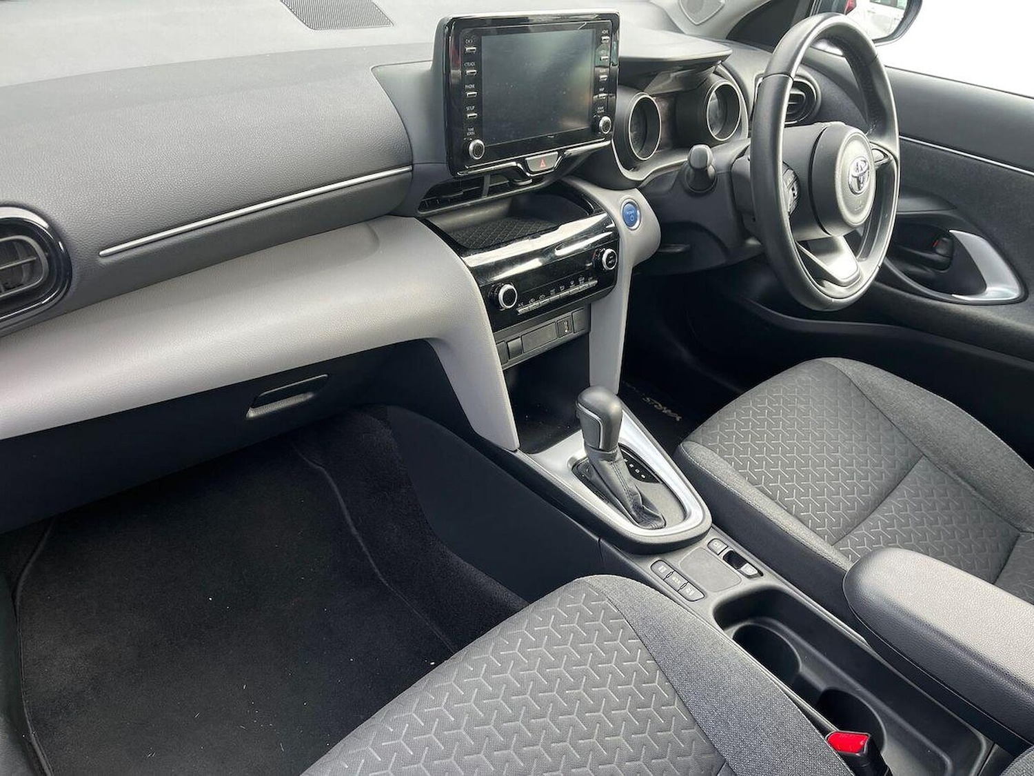 Used Toyota Yaris Cross 2022 for sale - 76134201: Photo 7