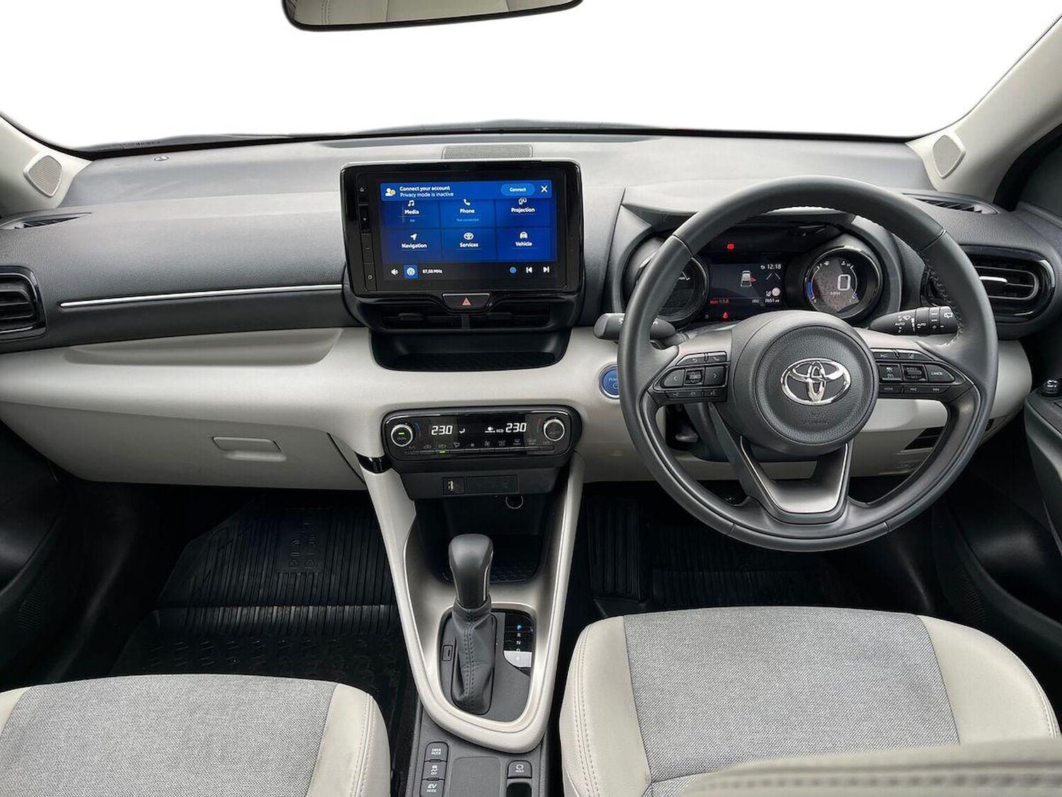 Used Toyota Yaris 2023 for sale - 78139525: Photo 10