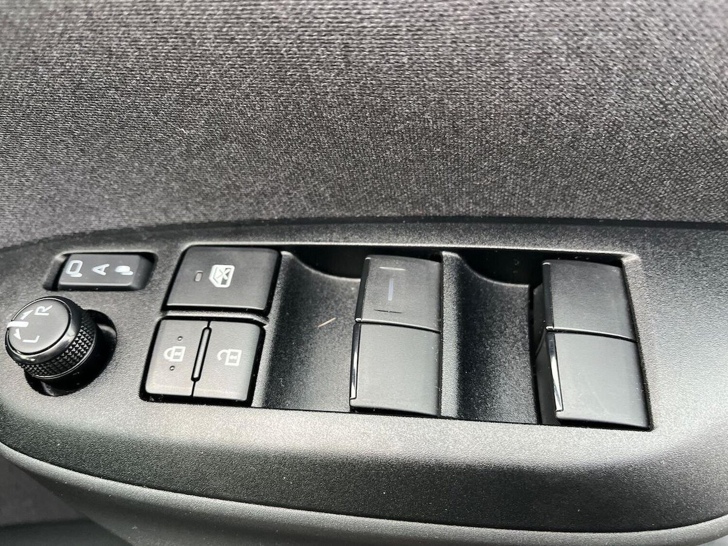 Used Toyota Yaris 2023 for sale - 78139525: Photo 23