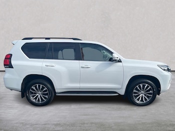 Used Toyota Land Cruiser 2023 for sale - 79515150: Photo