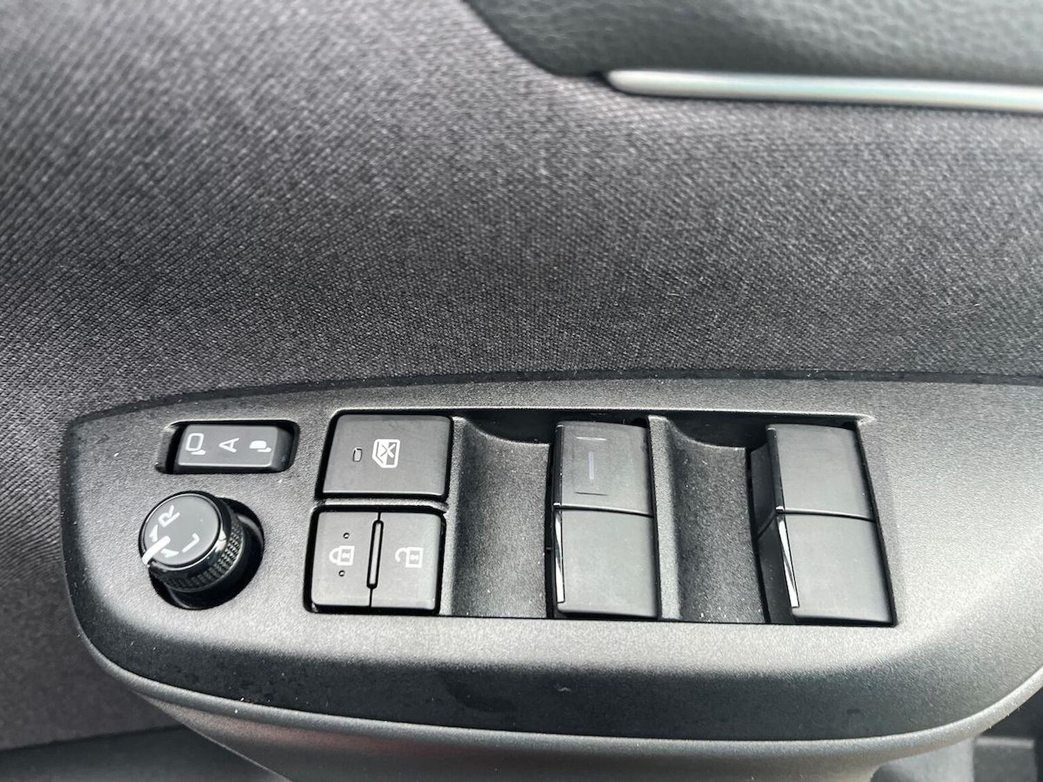 Used Toyota Yaris 2023 for sale - 76920086: Photo 21